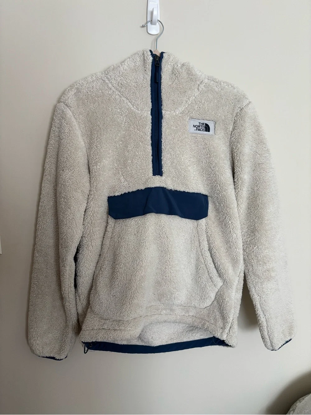 The North Face Men’s Cream Sherpa Half-Zip Pullover with Navy Trim